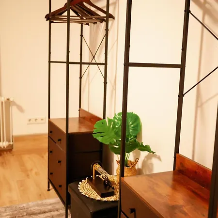 Appartement Bibo 1 *